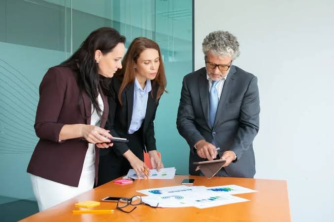 A & LYTON CONSULTING
